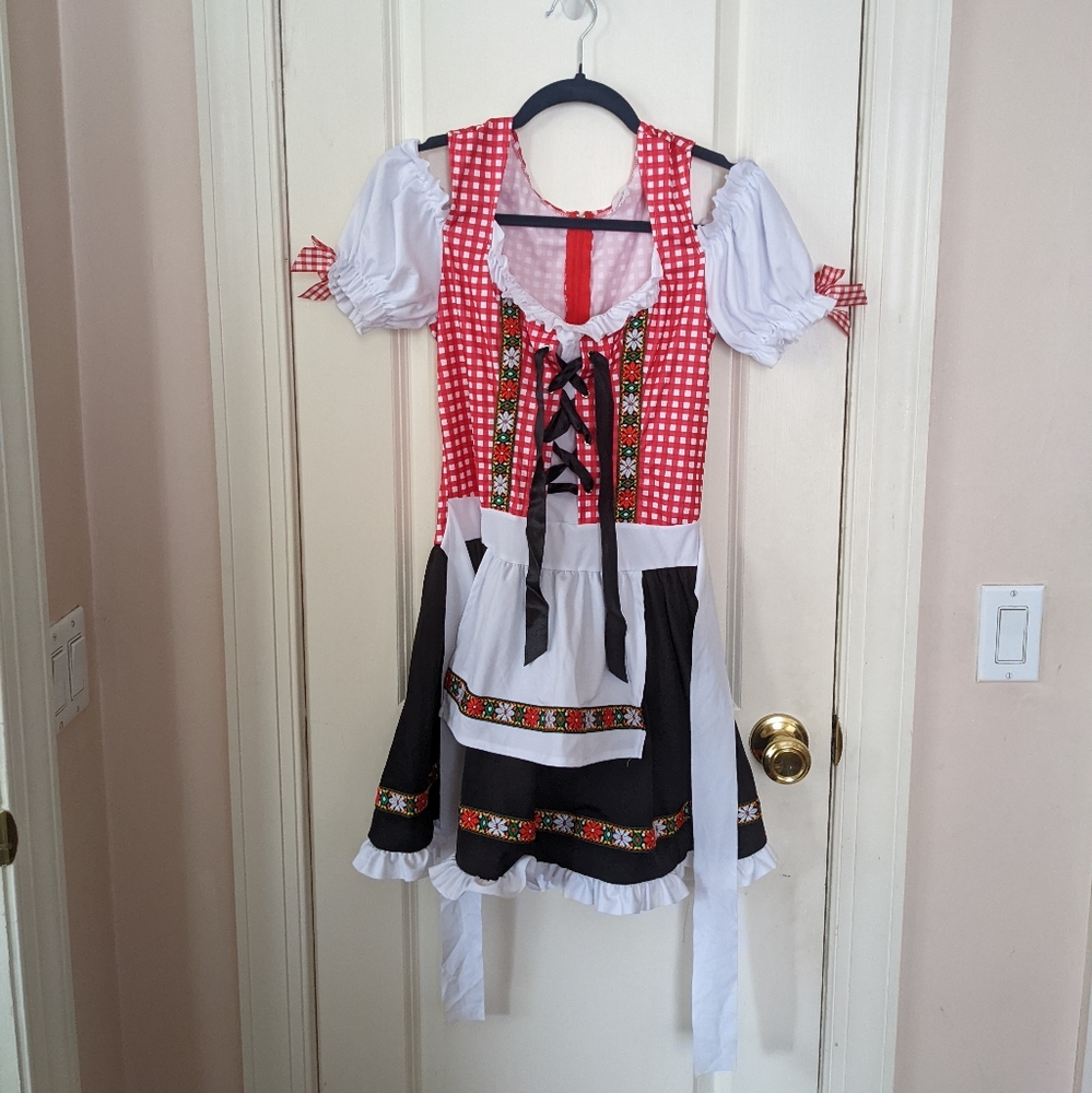 Costume